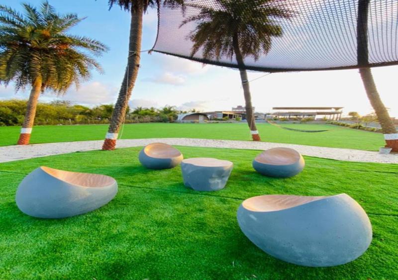 Palm Beach Resort Valsad Eksteriør billede