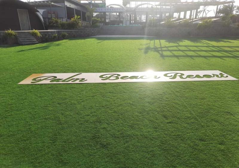 Palm Beach Resort Valsad Eksteriør billede